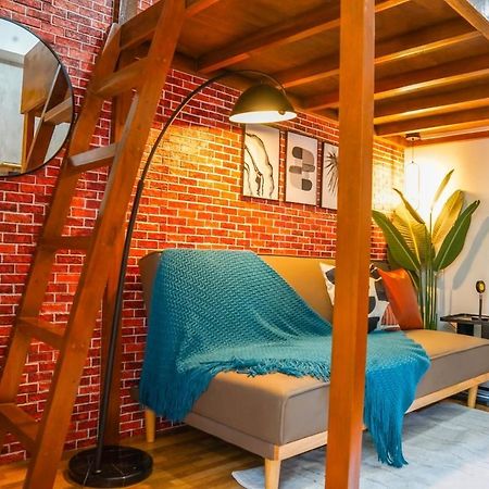 Cozy Loftbed Netflx Wi-Fi Ligao Natl Rd With Parking Rm 304 2F Apartment Exterior photo